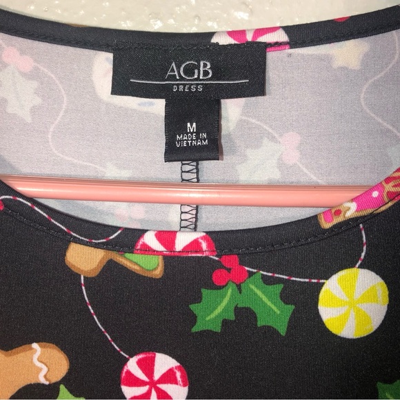 AGB DRESS N.W.T. SIZE MEDIUM HOLIDAY PRINT 20” X 35” Festive Not So Ugly X- Mas - Picture 4 of 7